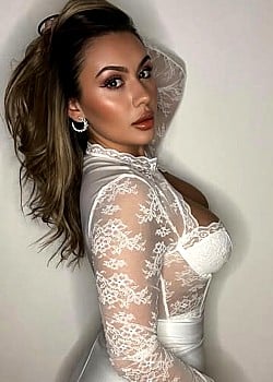 Isabelle Tsolakidis